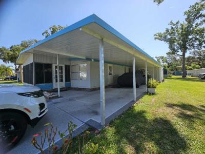Photo 4 of 17 of home located at 9705 Hickory Hollow Rd Lot 33 Leesburg, FL 34788