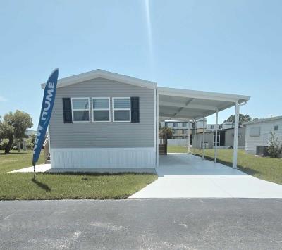 Mobile Home at 603 63rd St, Site S11 Bradenton, FL 34207