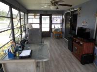 1985 PARK Manufactured Home