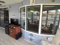 1985 PARK Manufactured Home