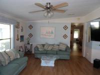 1985 PARK Manufactured Home