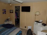 1985 PARK Manufactured Home