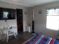 1985 PARK Manufactured Home
