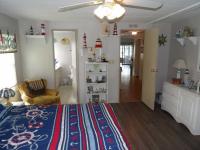 1985 PARK Manufactured Home