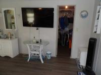 1985 PARK Manufactured Home