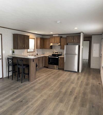 Mobile Home at 14461 St Rt 104 Ashville, OH 43103