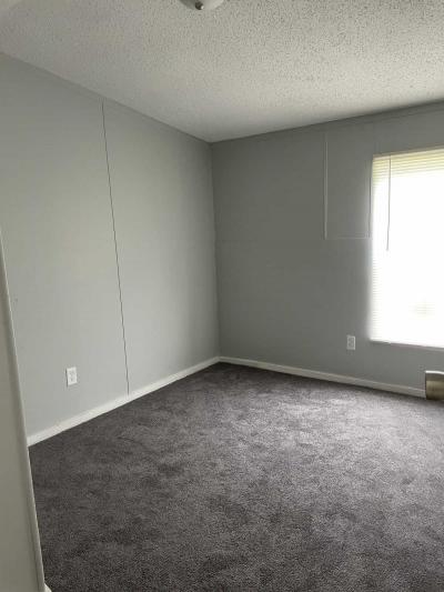 Photo 4 of 5 of home located at 1952 Cedar Ave Huntington, IN 46750