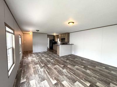 Photo 4 of 17 of home located at 106 Fernald Dr. Harrison, OH 45030
