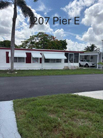 Mobile Home at 207 Pier E Naples, MA 34112