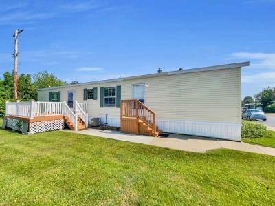 Photo 1 of 29 of home located at 21 Highland Terrace White Lake, MI 48386