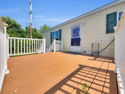 Photo 2 of 29 of home located at 21 Highland Terrace White Lake, MI 48386
