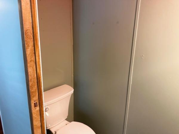 1985 CORO Manufactured Home