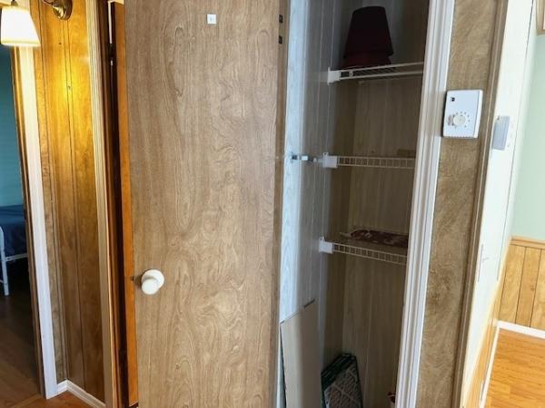 1985 CORO Manufactured Home