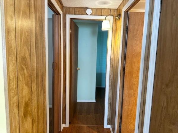 1985 CORO Manufactured Home