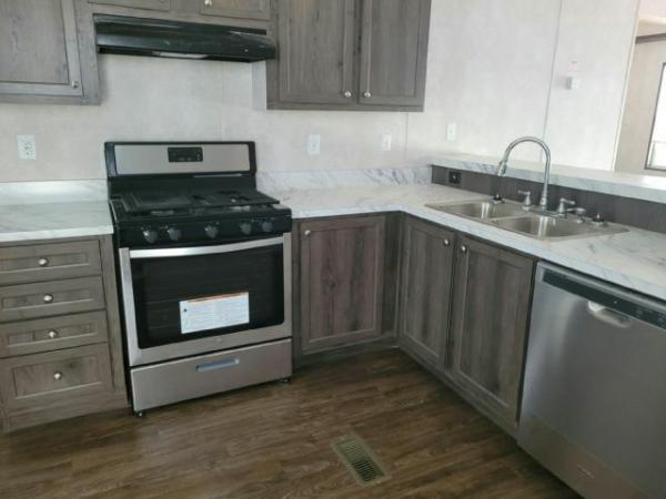 2022 Fleetwood 430HH24403B Manufactured Home
