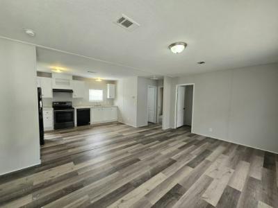 Photo 2 of 8 of home located at 1400 Banana Road, #158 Lakeland, FL 33810