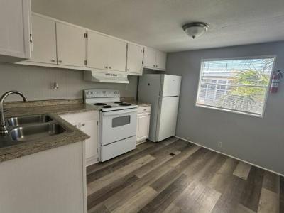 Photo 4 of 7 of home located at 2850 New Tampa Highway, #2 Lakeland, FL 33815