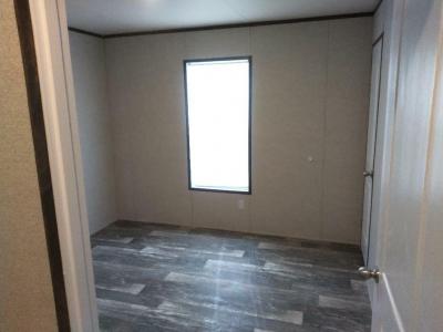 Photo 2 of 10 of home located at 1161 Sulgrave Drive Brookfield, OH 44403