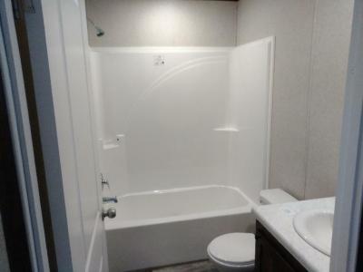 Photo 5 of 10 of home located at 1161 Sulgrave Drive Brookfield, OH 44403