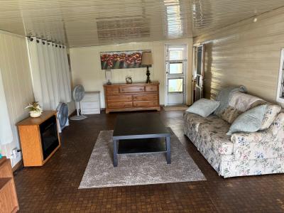 Photo 4 of 10 of home located at 37611 Daybright Lane Zephyrhills, FL 33541