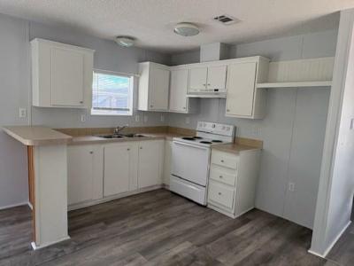 Photo 3 of 11 of home located at 955 Prairie St Avon Park, FL 33825