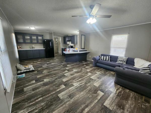 2006 American Homestar Corp Mobile Home For Sale