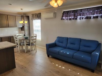 Photo 2 of 10 of home located at 3751 Laurel Valley Blvd. Zephyrhills, FL 33542