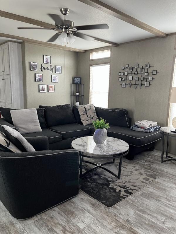 2021 Clayton 31ANN16763FH21 Mobile Home