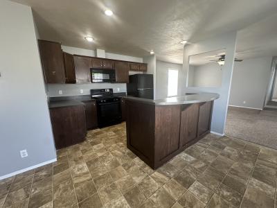 Photo 4 of 10 of home located at 4245 W. Jolly Rd. Lot #041 Lansing, MI 48911