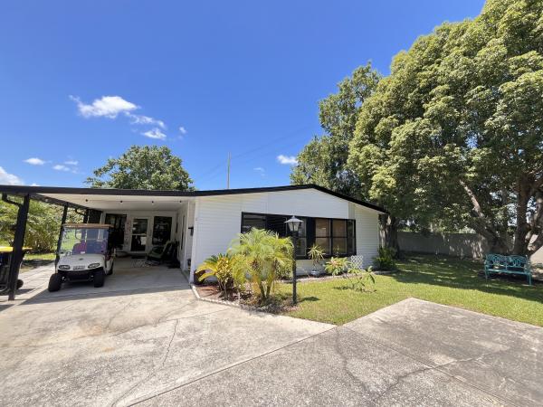 1990 Homes of Merit Mobile Home For Sale