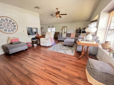 Photo 4 of 14 of home located at 519 Bluff Drive Auburndale, FL 33823