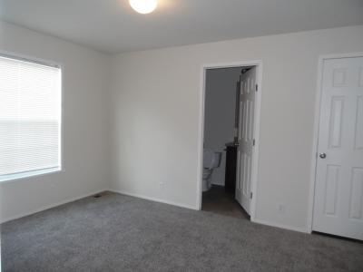 Photo 3 of 9 of home located at 153 Maplebrook Grand Rapids, MI 49548