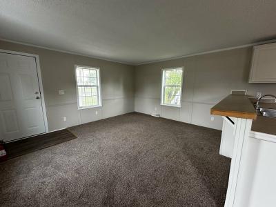 Photo 4 of 10 of home located at 17131 Langton Macomb, MI 48044
