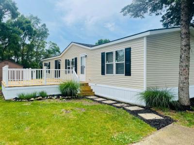 Mobile Home at 3750 Walnut Wood White Lake, MI 48383