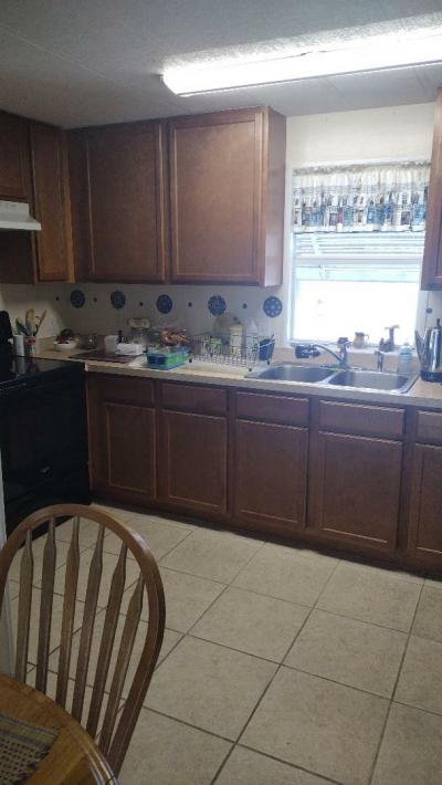 Photo 5 of 8 of home located at 557 Hawkins Circle Apopka, FL 32703