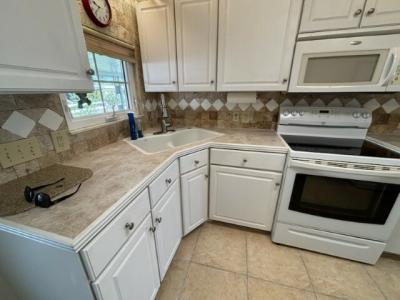 Photo 5 of 19 of home located at 3113 State Road 580, #93 Safety Harbor, FL 34695