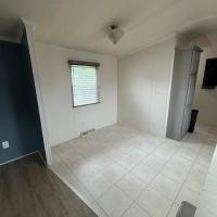 2004 Skyline Manufactured Home