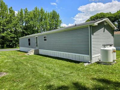 Photo 5 of 14 of home located at 8220 Airport Rd Lot 22 Bath, PA 18014