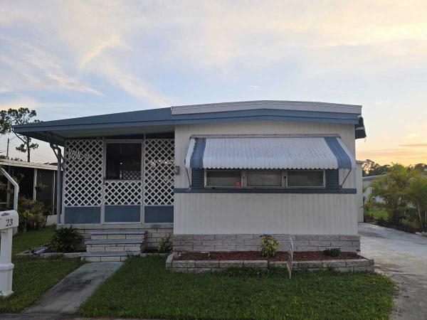 TOWN Mobile Home For Sale