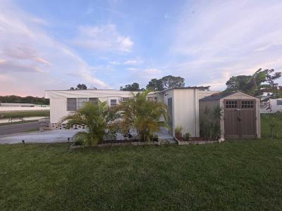 Photo 3 of 24 of home located at 6190 62nd Ave N Pinellas Park, FL 33782