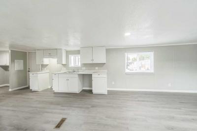 Photo 4 of 28 of home located at 2008 Kennedy Circle NE Keizer, OR 97303