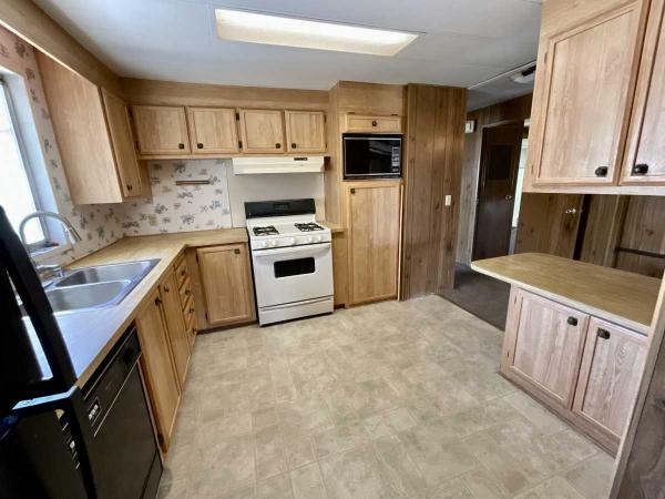 1979 Golden West Somerset Manufactured Home