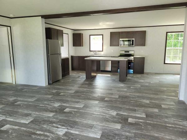 2024 Advantage Series 122-A-35226V Mobile Home