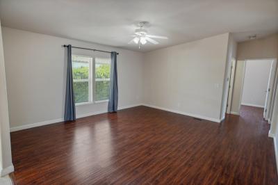 Photo 5 of 22 of home located at 27361 Sierra Highway Spc 289 Canyon Country, CA 91351