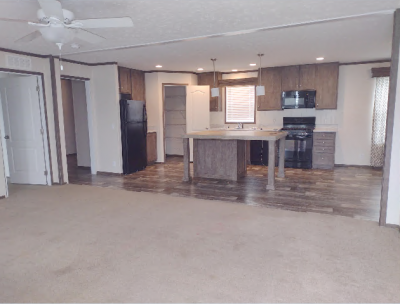 Mobile Home at 1185 Briar Downs Lot 31 Burton, MI 48529
