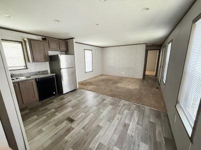 Mobile Home at 43 Canterbury Ln Gardner, IL 60424