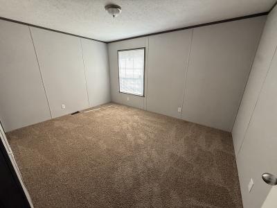 Photo 4 of 8 of home located at 43 Canterbury Ln Gardner, IL 60424