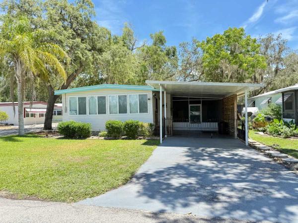 Photo 1 of 2 of home located at 5 Scarlet Place Leesburg, FL 34788