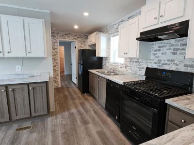 Photo 1 of 7 of home located at 200 Pinewood Chillicothe, IL 61523