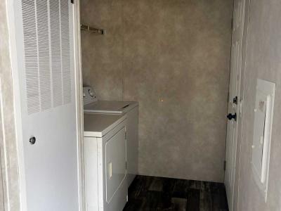 Photo 2 of 5 of home located at 707 Feldman Dr Lot T05 Lincoln, IL 62656